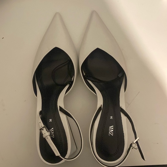 White. Never worn. Zara heels. Size 36 - Picture 1 of 2